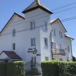 Kapitanska I Marynarska 3* Leba