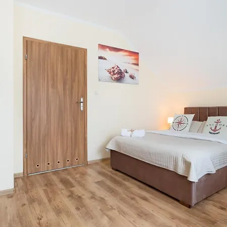 Kapitańska I Marynarska 3* Łeba