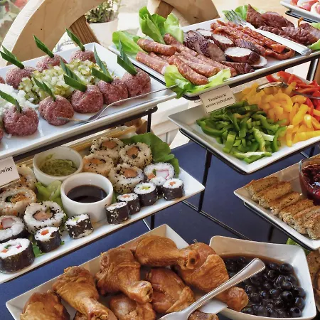 Kapitanska I Marynarska Bed & Breakfast Łeba