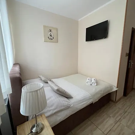 Kapitańska I Marynarska 3* Łeba