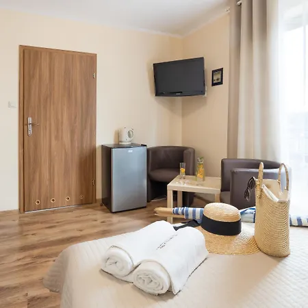 Kapitańska I Marynarska 3* Łeba