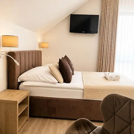 Kapitańska I Marynarska 3* Łeba