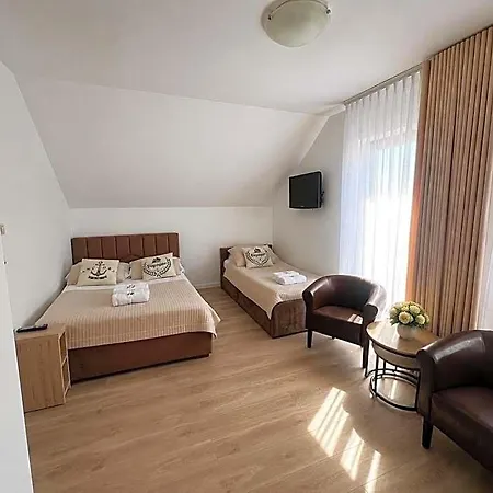 Kapitanska I Marynarska Bed and breakfast 3*