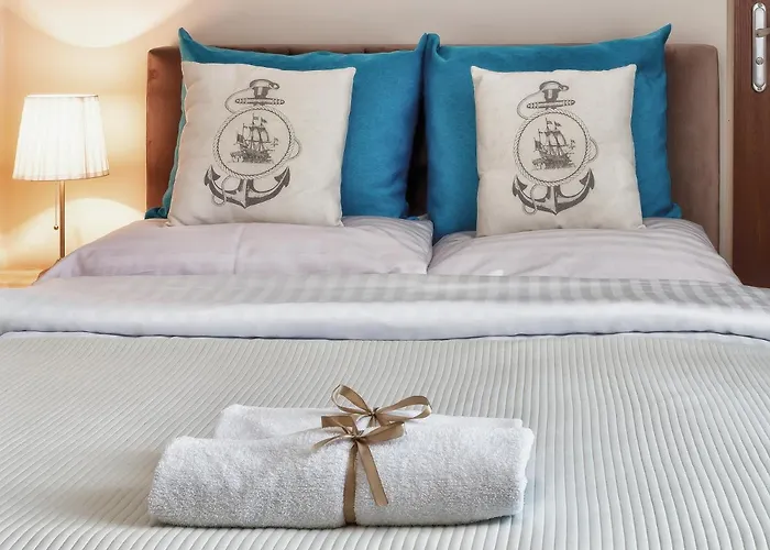 Kapitanska I Marynarska 3* Łeba