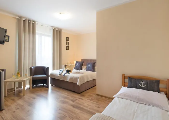 Kapitanska I Marynarska